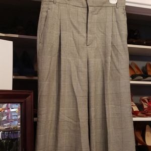 Wide leg trousers